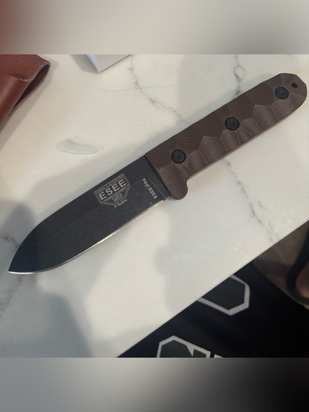 Fixed Blade Knife — Brown Handle